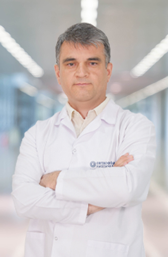 Doç. Dr. Burhan Özdil