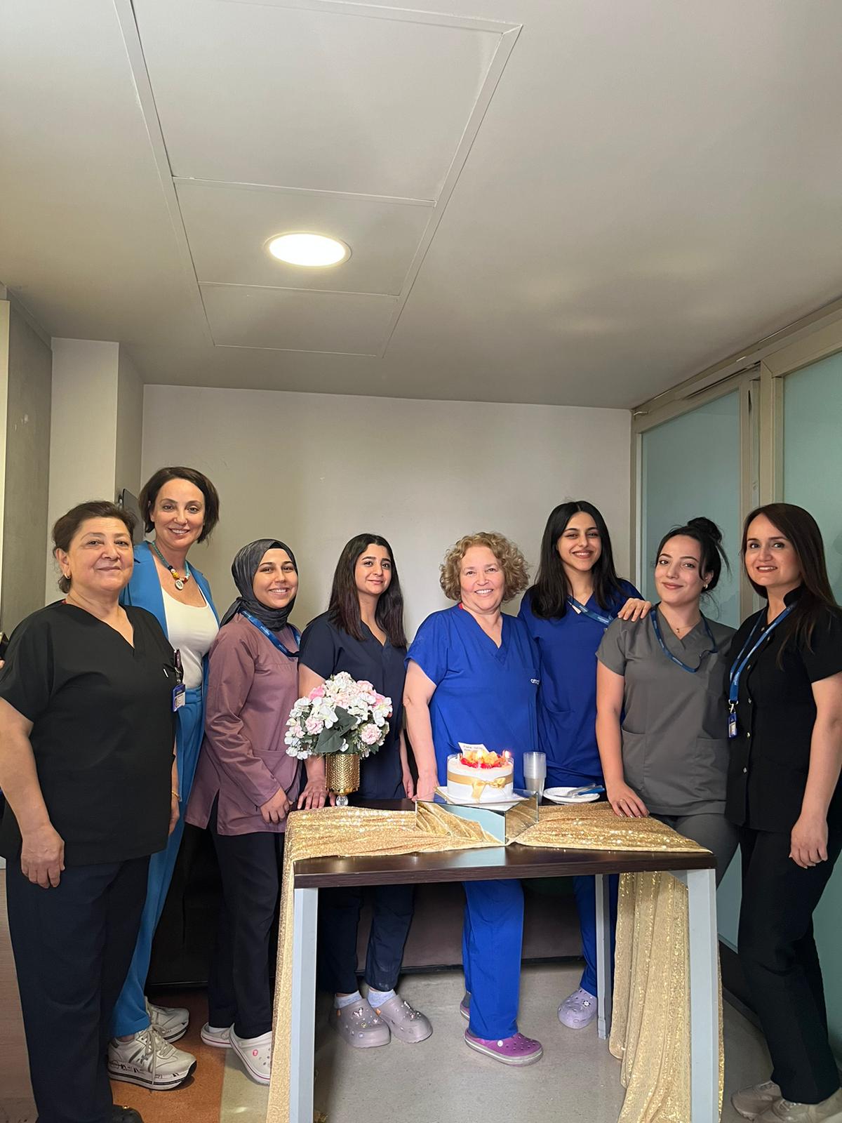 Başhemşiremiz Özlem Özen ile Ebeler Haftası'nı kutladık